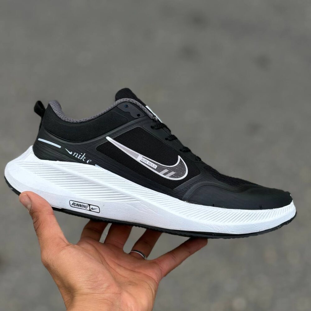 Nike runing off box (1832)