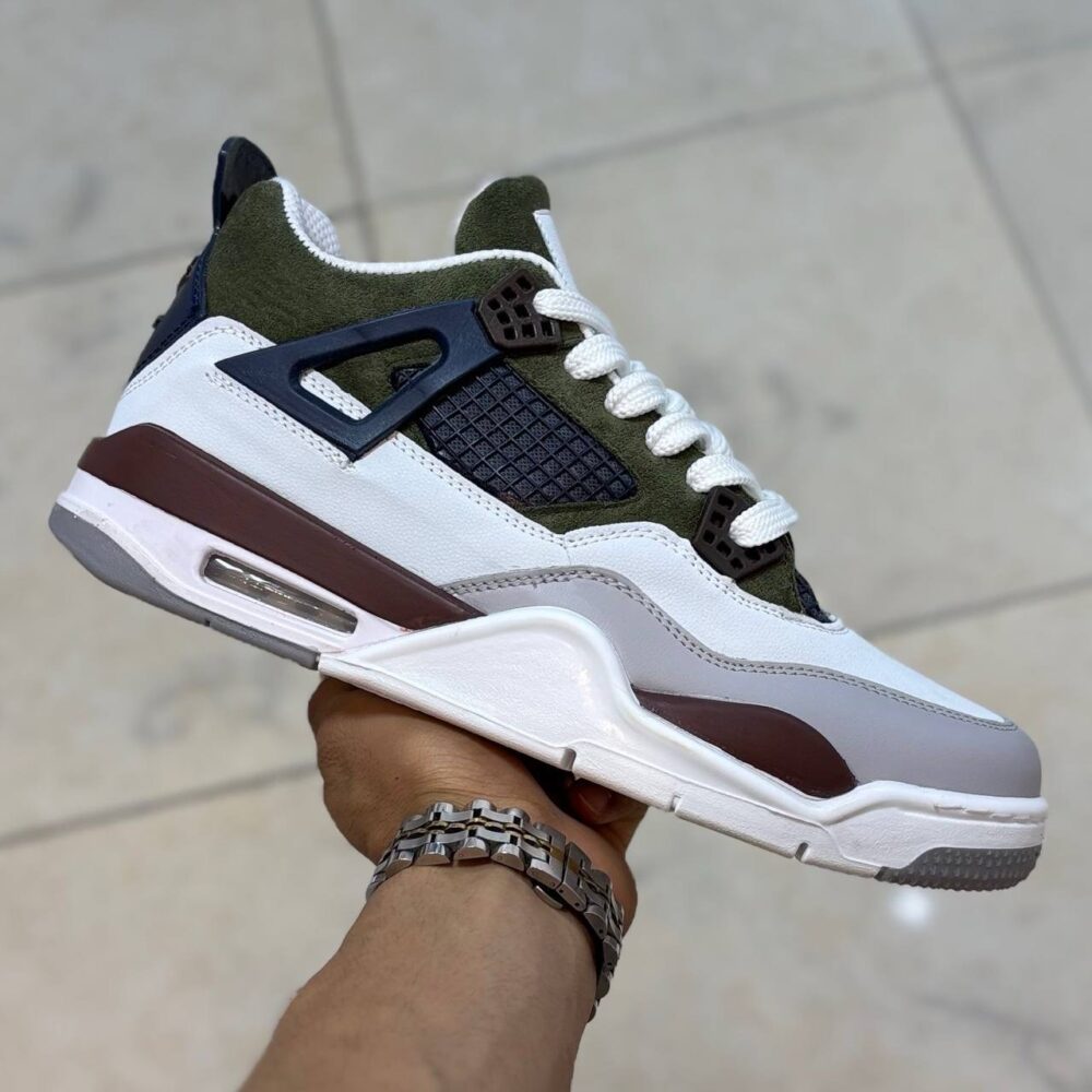 جردن ۴ اسنورلاکس (1344)