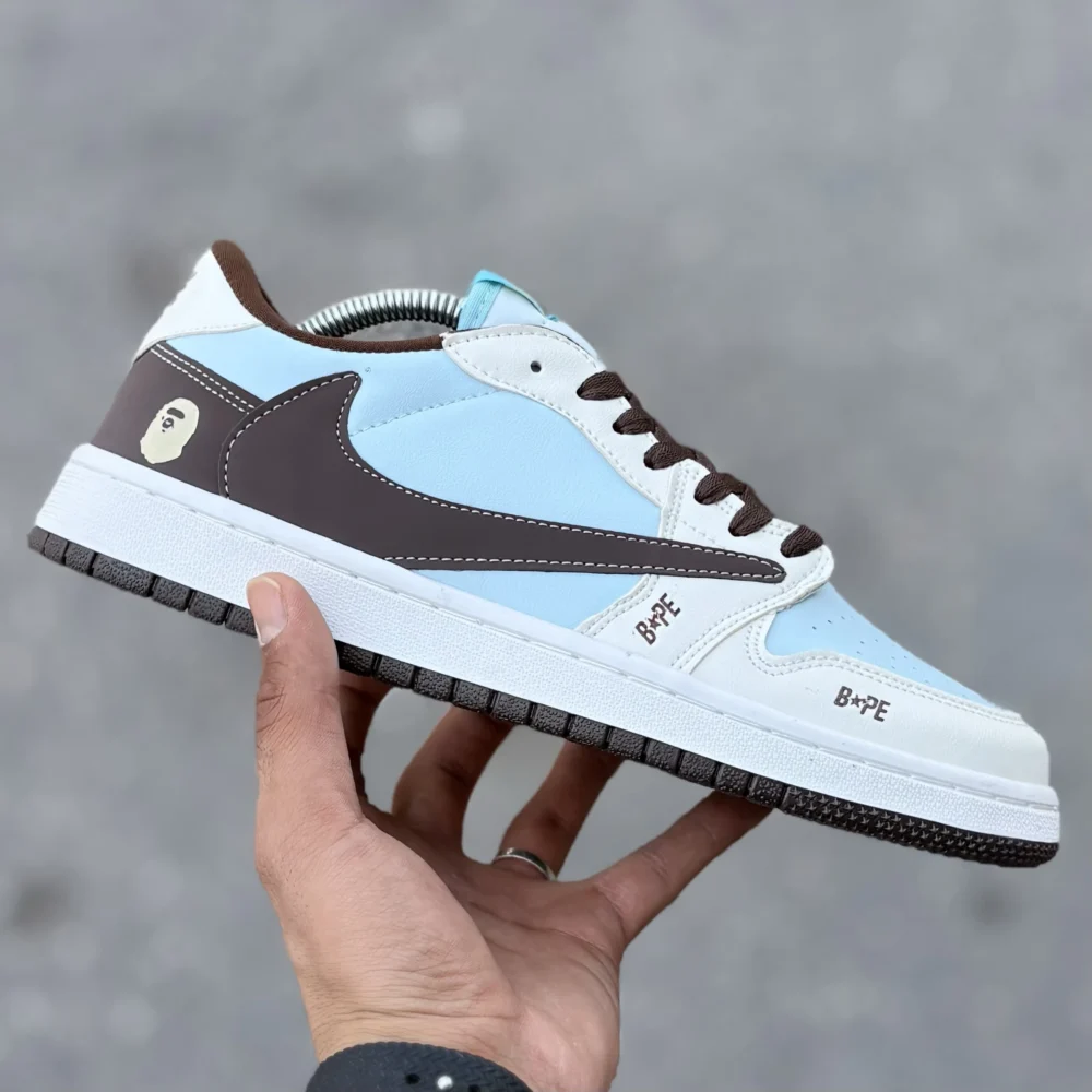 کتونی نایک ترویس bape سفید آبی قهوع ای (1715)