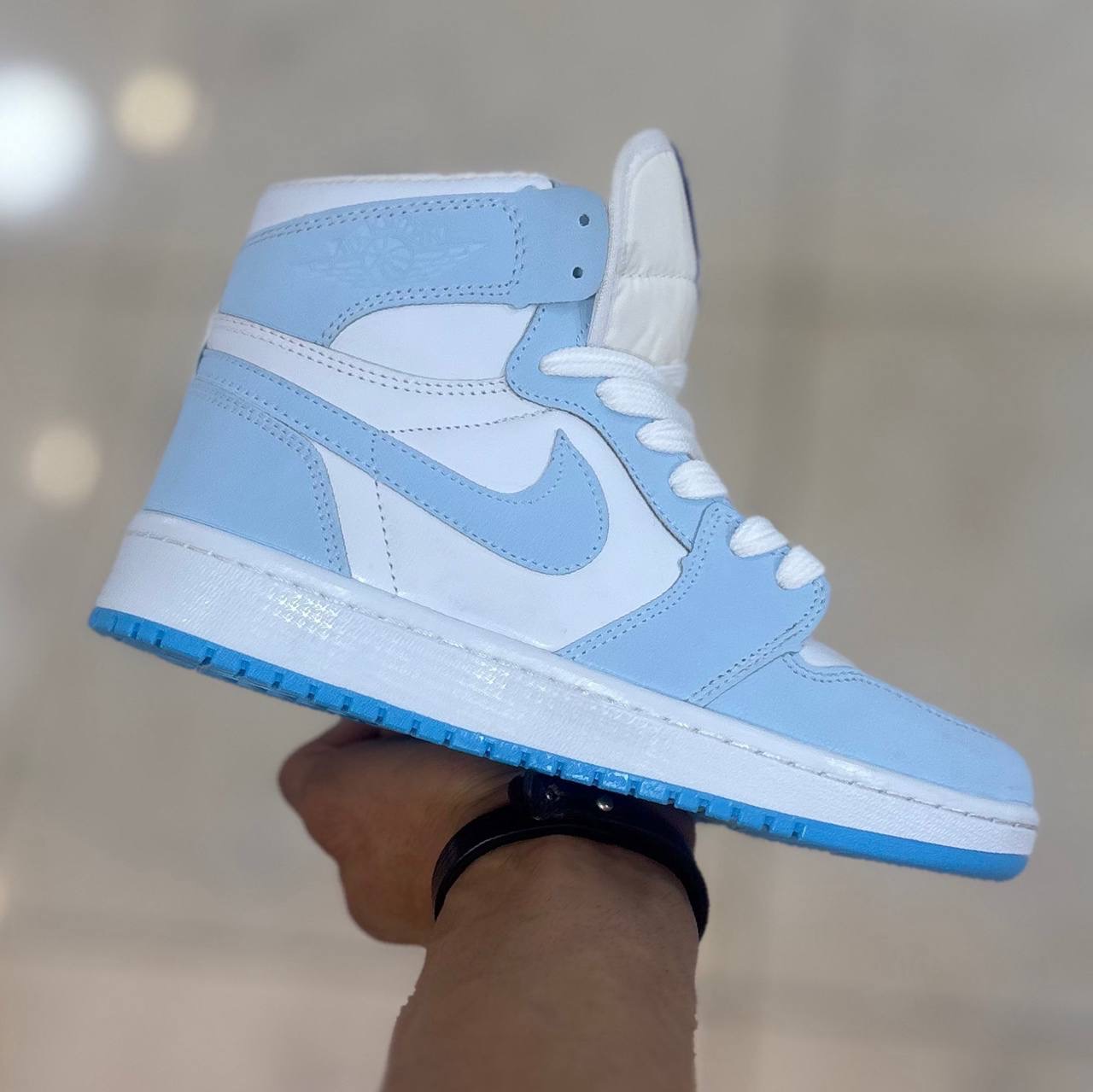 جردن ۱ ساقدار سفید آبی آسمانی دخترانه (1401) جردن ۱ ساقدار سفید آبی آسمانی دخترانه (1401)