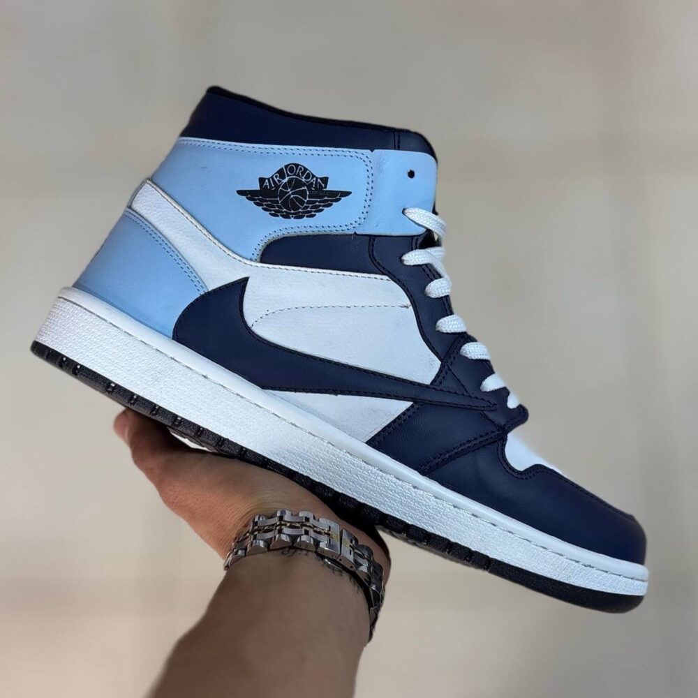 نایک ترویس ساقدار سفید آبی (1485)