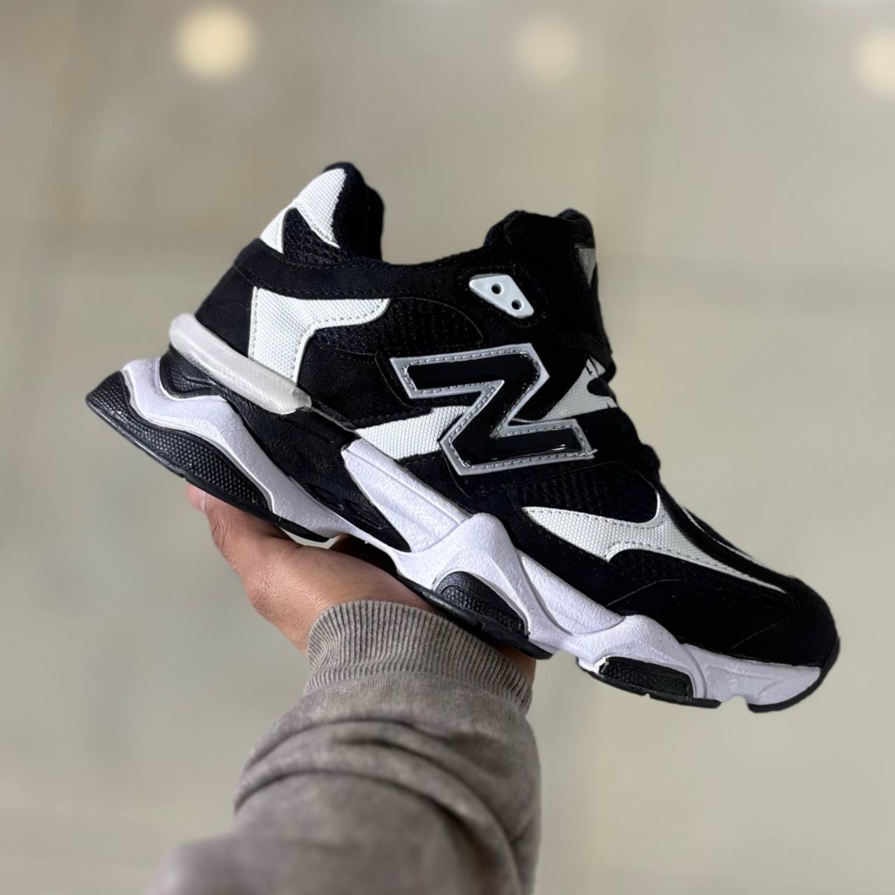 نیوبالانس 9060 مشکی سفید (1489) نیوبالانس 9060 مشکی سفید (1489)