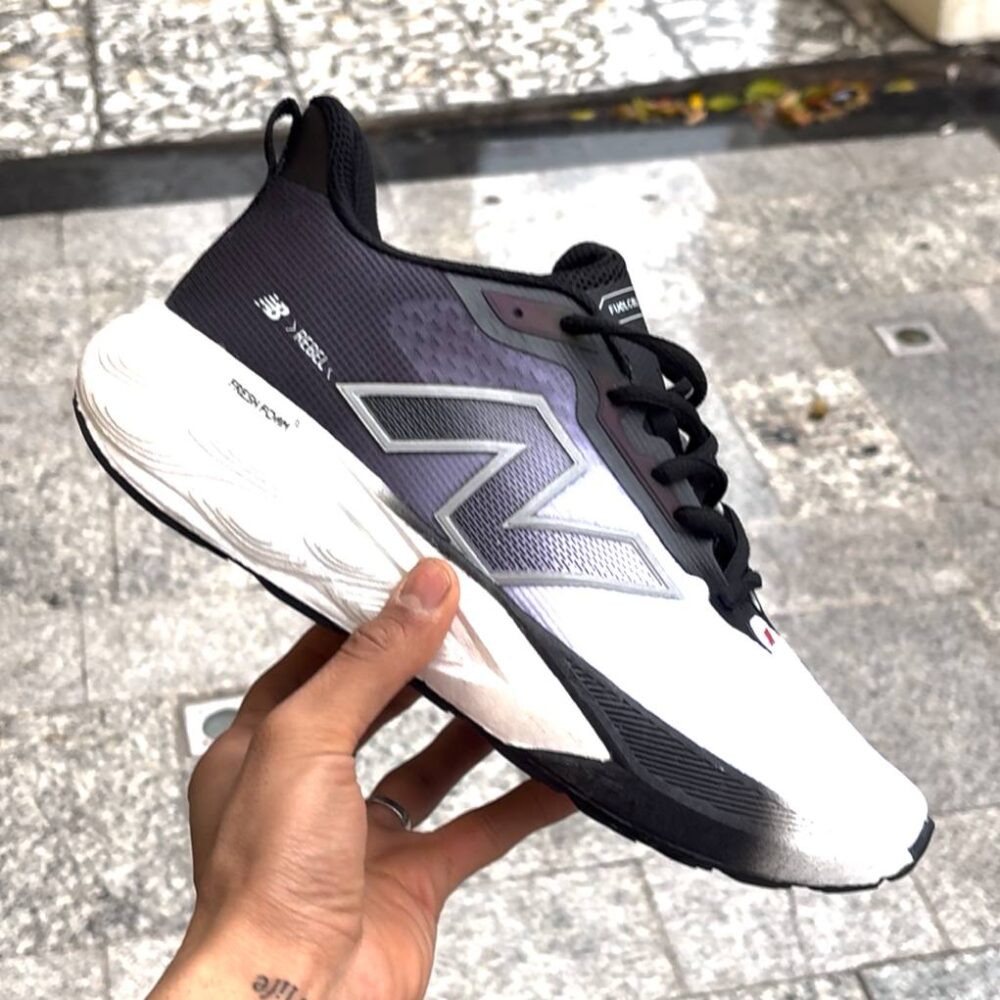 نیوبالانس FRESH FOAM مشکی سفید