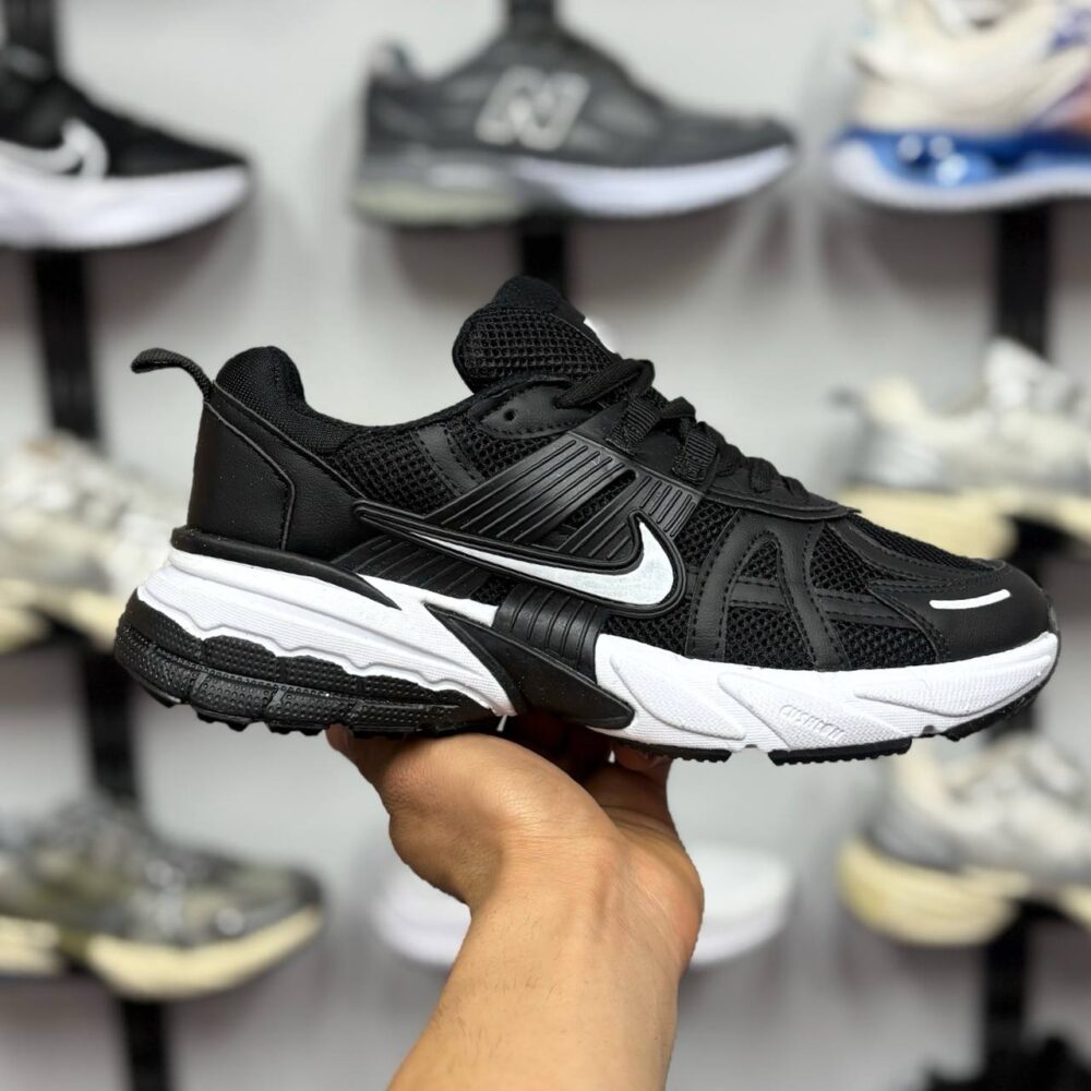 نایک v2k مشکی سفید  (1054)