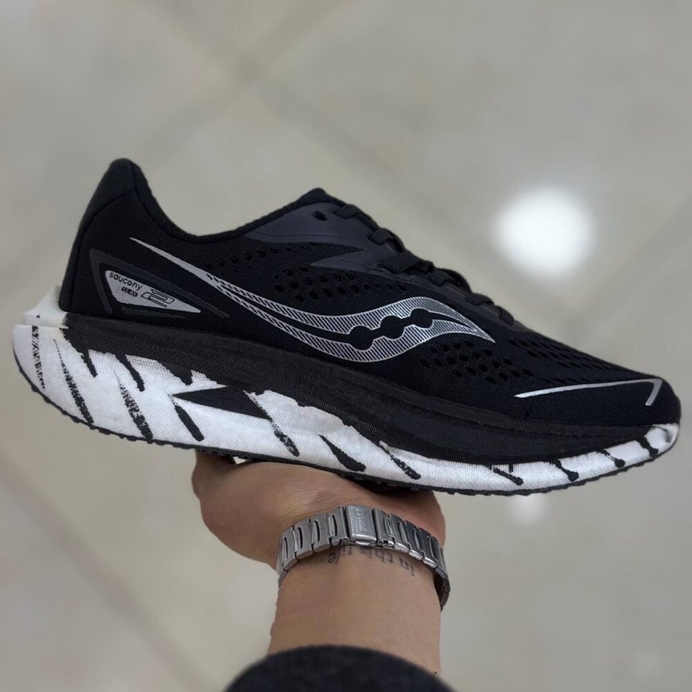Saucony SLAY 2 مشکی خط سفید